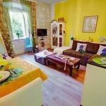 Apartment Chatedral Pula