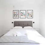Apartments Maestral