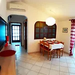 Apartments Zrinka