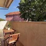 Quiet & Lovely Apartment-Icici