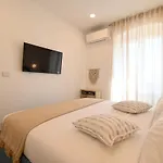Apartment Summer Cave In Porec Center