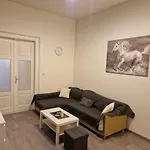 Apartment Toni