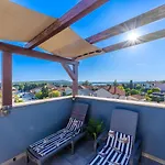 La Riva Apartments