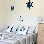 Green Garden Apartment