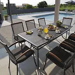 Comfortable Villa In Kanfanar With Swimming Pool