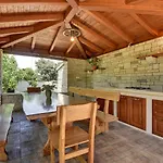 Rustic Holiday Home In Valtura With Swimming Pool