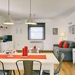 Modern Holiday Home With Pool In Marcana