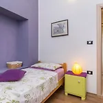 Apartment With Private Pool In Pula