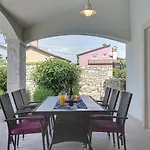 Comfortable Villa With Private Swimming Pool, Table Football, 8 Km From Labin