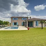 Lovely Holiday Home With Private Pool