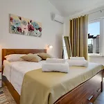 Exquisite Holiday Home In Gali Ana With Pool