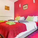 Top Center Pula Room & Apartment