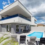 Villa Kana By Rent Istria