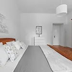 White Imperial Apartment