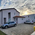 Apartments Mary