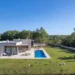 Villa Ariana