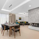 Villa Ariana