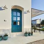 Villa Mediterranea With Pool And Grill In Umag