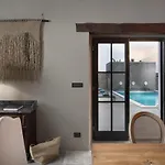 Luxury Villa Covri With Pool And Grill In Novigrad