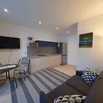Apartment In Novigrad/Istrien 9402