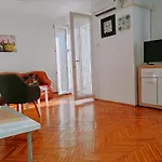 Apartmani Bojana