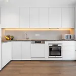 Apartment Delton