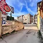 Arta Apartment City Center II - With Private Parking