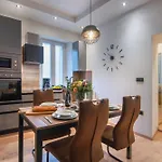 Arta Apartments City Center - With Private Parking