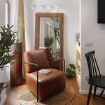 Square Apartment Old Town By Irundo