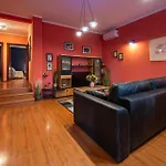 Lovely Home In Sisan With Wifi