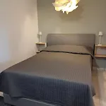 Mali Apartman Blizu Mora