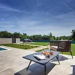 Holiday House With A Swimming Pool Loborika, Pula - 22776