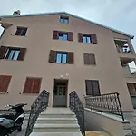 Apartment Gloria