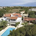 Villa Ajda