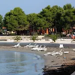 Apartments With A Parking Space Umag - 22511