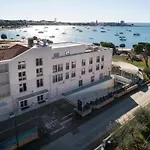 Humagum Sea View Apartment - Garden Palace Umag