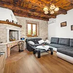 Gorgeous Home In Cabrunici With Wifi