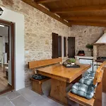 Villa Stonehouse