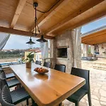 Villa Kalista Istriana For 10 People With Private Pool & Sea View
