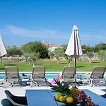Villa Arestea