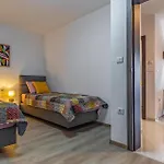 Cozy Apartment In Pula With Wifi