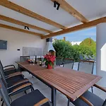 Villa Nimi
