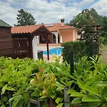Holiday Home Zahtila