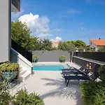 Apartments Sara I