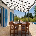 Villa Shana