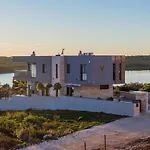 Villa Vie In Medulin For 10 People With Heated Pool, Wellness And Home Cinema