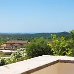 Rustic Villa Ruta With A Pool In Istria