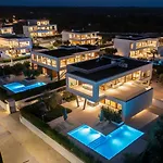 Luxusvilla Mit Privatpool, Jacuzzi, Sauna, Meerblick