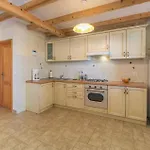 Ferienhaus In Sisan Mit Grill, Terrasse Und Garten