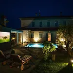 Luxury & Unique Villa Scvola Elementare